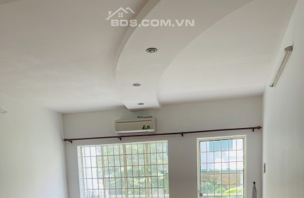 Nhà đẹp Hẻm Xe Tải 8m khu VIP dân trí cao Quang Trung, 4,2x16m 1trêt 3lầu